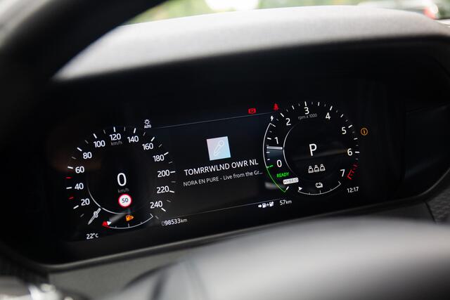 Land Rover Velar Range Rover 2.0 P400e S , Pano dak, Meridian, Carplay,