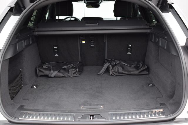 Land Rover Velar Range Rover 2.0 P400e | Meridian | Leer | Stuur- en Stoelverw. | Memory