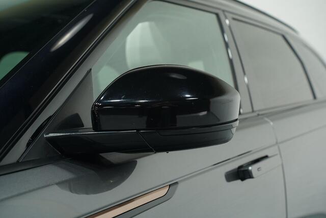 Land Rover Velar Range Rover 300D 3.0 V6 D300 R-Dynamic R-Dynamic Luchtvering stoelen electrisch bedienbaar L-memory private-glas HUD electrische achterklep zwarte-dakhemel PDC v+a Matrix-verlichting ACC 20"-lmv keyless acces/start Pano-dak 360-camera Digi-cockpit stoel