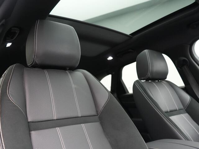 Land Rover Velar Range Rover P400e SE PHEV 400pk | Panodak | Adaptive Cruise | Camera | Meridian Audio | Lederen Sportstoelen Memory | Apple Carplay | Blis | Keyless | Navigatie | DAB | 20"L.M | Plug In Hybrid |