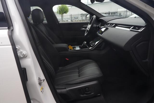Land Rover Velar Range Rover 2.0 P400e AWD Dynamic SE | PHEV | 404 PK | Pano | Meridian | Camera De Velar P400e is qua prestaties behoorlijk serieus: 404 pk, 640 Nm en 0-100 km/u in slechts 5,4 seconden. Bovendien kun je bij de facelift ongeveer 60+ km volledig elektrisch rijden.