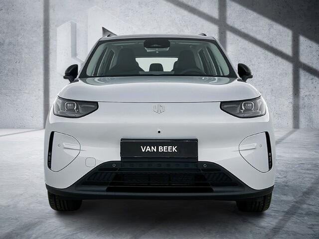 Leapmotor B03X ProMax Design 53 kWh VOORRAAD | Galaxy Silver | 382 KM WLTP | Leder | 360g Camera | Parkeersensoren V+A | Apple Carplay / Android Auto