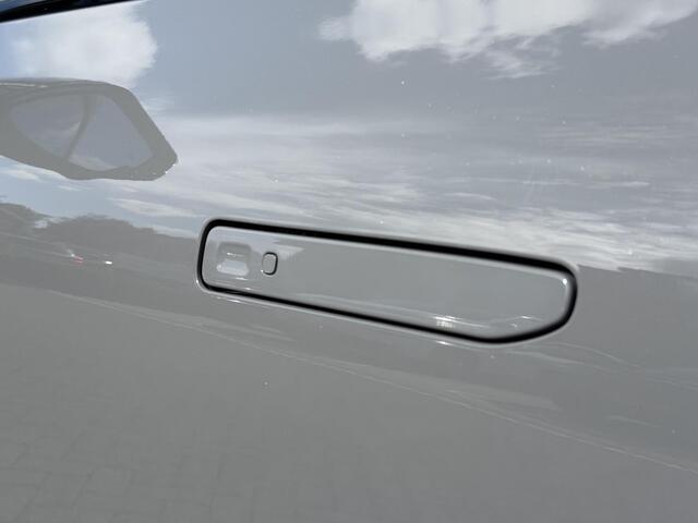 Leapmotor B05 Design ProMax 67.1 kWh 218PK Automaat Navigatie, Camera 360, Lichtmetalen velgen, Elektrische Achterklep, Kunstlederen bekleding, Stoel & Stuurwielverwarming
