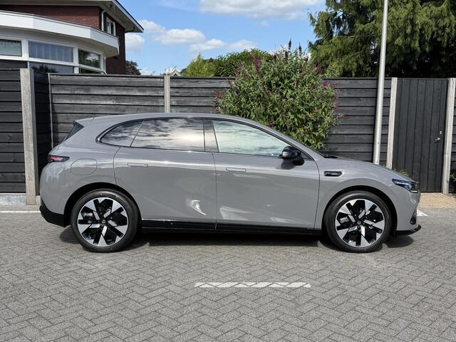 Leapmotor B05 Design ProMax 67.1 kWh 218PK Automaat Navigatie, Camera 360, Lichtmetalen velgen, Elektrische Achterklep, Kunstlederen bekleding, Stoel & Stuurwielverwarming