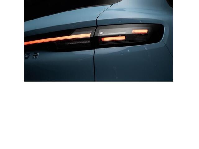 Leapmotor B10 Design ProMax 67.1 kWh | Eind september in de showroom | Stoel en stuur verwarming | 360 graden camera | Lederen bekleding | Panoramadak | Led | Regensensor | Sfeerverlichting | Elektrisch verstelbare voorstoelen