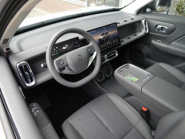 Leapmotor B10 Design ProMax 67.1 kWh | Nu in de showroom en dit jaar nog leverbaar | Wltp 434km | 750kg trekgewicht | Stoel en stuur verwarming | 360 graden camera | Lederen bekleding | Panoramadak | Led | Regensensor | Sfeerverlichting | Elektrisch verstelbare voorsto