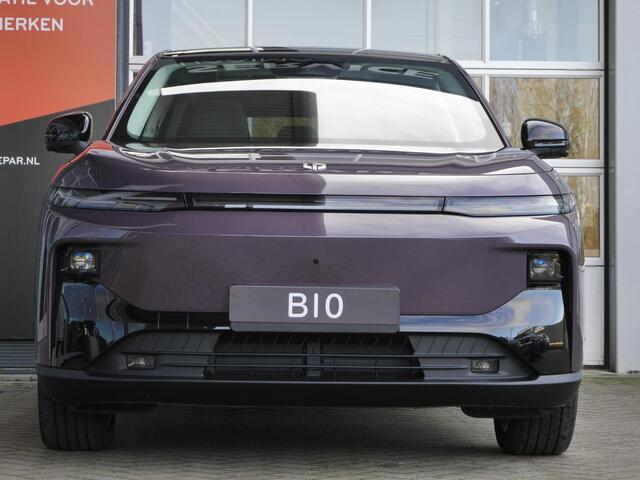 Leapmotor B10 Design ProMax 67.1 kWh | Navigatie | Rondom camera | 18inch Velgen | 750 KG trekgewicht Elektrisch bedienbare achterklep | Panoramdak | Uit voorraad leverbaar