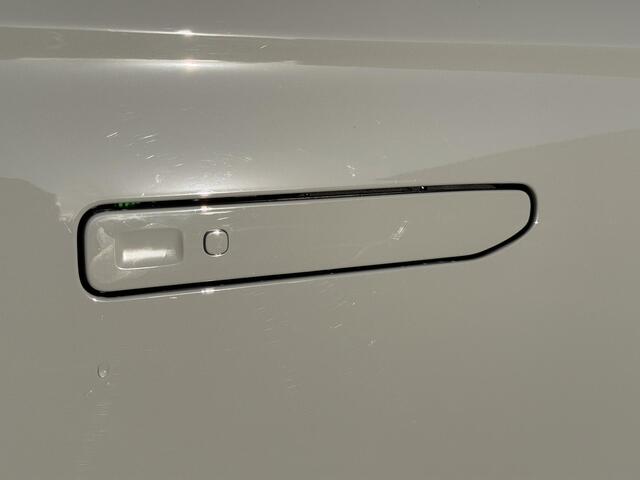 Leapmotor B10 Design ProMax 67.1 kWh 218PK Automaat Navigatie, Camera 360, Lichtmetalen velgen, Elektrische Achterklep, Kunstlederen bekleding, Stoel Verwarming & Ventilatie