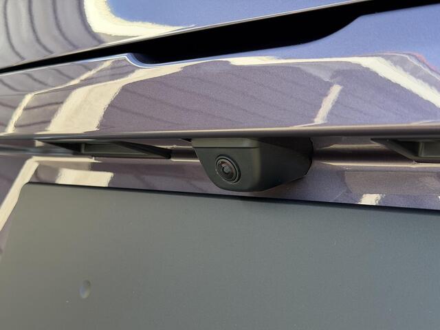 Leapmotor B10 Life ProMax 67.1 kWh 218PK Automaat Navigatie, Rondomzichtcamera, Adaptieve cruise Control, Climate Control, Panoramadak