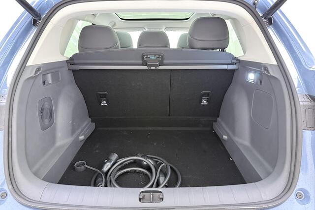 Leapmotor B10 Design ProMax 67.1 kWh Wltp 434km | 750kg trekgewicht | Stoel en stuur verwarming/verkoeling | 360 graden camera | Lederen bekleding | Panoramadak | LED | Regensensor | Sfeerverlichting | Elektrisch verstelbare voorstoelen