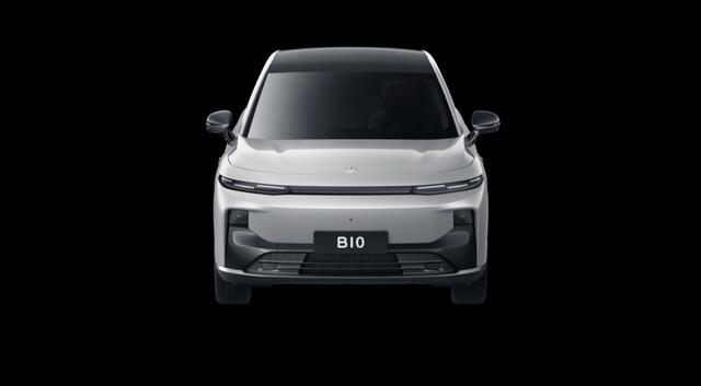 Leapmotor B10 Design Hybrid EV 18.8 kWh | Nu beschikbaar | Wltp 900km gecombineerd | Elektrisch 82km Wltp | Luxe uitvoering | Camera rondom | Stoel een stuurverwarming | Draadloze telefoonoplader | Keyless entry en start