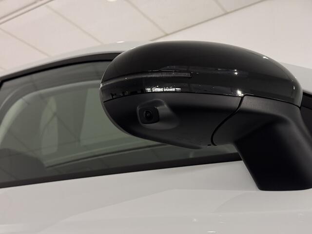 Leapmotor B10 Design ProMax 67.1 kWh Volledig Elektrisch met Navigatie, Lederen bekleding en Climate Control Uit voorraad leverbaar!