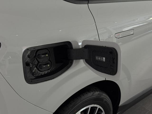 Leapmotor B10 Design Hybrid EV 18.8 kWh 900 km actieradius!!!