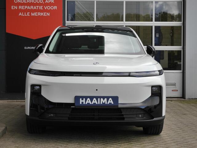 Leapmotor B10 Design ProMax 67.1 kWh Wltp 434km | 750kg trekgewicht | Stoel en stuur verwarming | 360 graden camera | Lederen bekleding | Panoramadak | Led | Regensensor | Sfeerverlichting | Elektrisch verstelbare voorstoelen