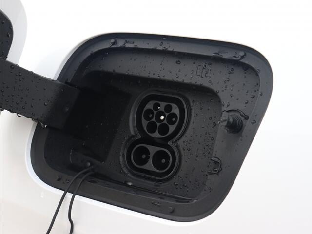 Leapmotor C10 Design 69.9 kWh 217 PK | Glazen Dak | 360cam | Winter | 20"