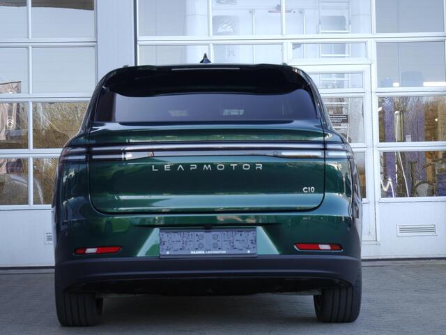 Leapmotor C10 Design ProMax 81.9 kWh | Nieuwe auto | Wltp 510km | 295 PK | Stuur verwarming | Stoel verwarming en ventilatie | 1500 kg trekgewicht | Panorama dak | Zeer veel ruimte