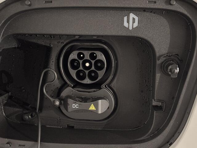 Leapmotor C10 Design ProMax AWD 81.9 kWh 598 PK I 720 NM Koppel I 22 INCH VELGEN I AWD I Volledig Elektrisch Automaat met Lederen bekleding, Elektrische stoelen en Camera Uit voorraad leverbaar!