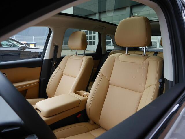 Leapmotor C10 Design Pro 69.9 kWh | Panoramdak | 20inch | elektrisch bedienbare achterklep | Snel leverbaar | Camera v+a | Zeer veel ruimte!