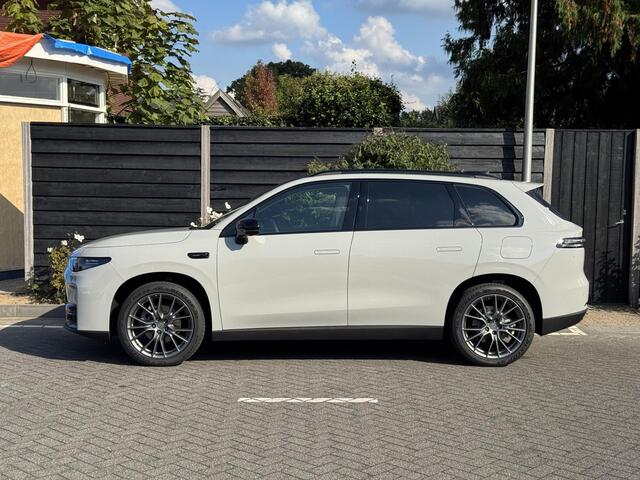 Leapmotor C10 Design ProMax 81.9 kWh 300PK Automaat Navigatie, Camera 360, Lichtmetalen velgen, Elektrische Achterklep, Kunstlederen bekleding, Stoel Verwarming & Ventilatie