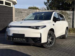 Leapmotor C10