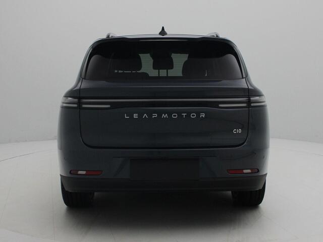 Leapmotor C10 Design REEV 28.4 kWh | VOORRAAD VOORDEEL | VAN € 42.350,- VOOR € 38.850,-