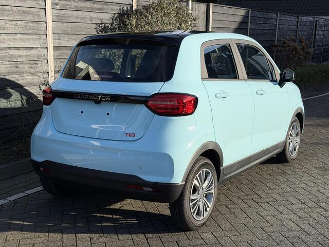 Leapmotor T03 Design 37.3 kWh 95PK Automaat Navigatie, Camera achter, Parkeerhulp achter, Audio, Keyless Start, Lichtmetalen velgen