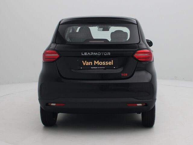 Leapmotor T03 Design 37.3 kWh | VOORRAAD VOORDEEL | PANORAMA DAK | NAVIGATIE | ADAPTIVE CRUISE CONTROL | CAMERA |