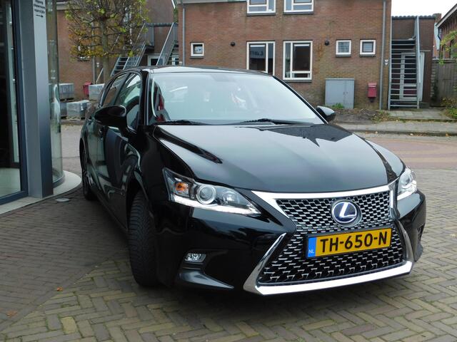Lexus CT 200h Business Line