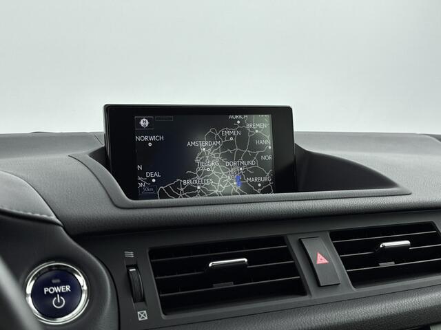 Lexus CT 200h Business Launch Edition Limited | Parkeersensoren | Stoelverwarming | Lederen bekleding |
