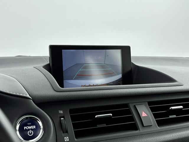 Lexus CT 200h Business Launch Edition Limited | Parkeersensoren | Stoelverwarming | Lederen bekleding |
