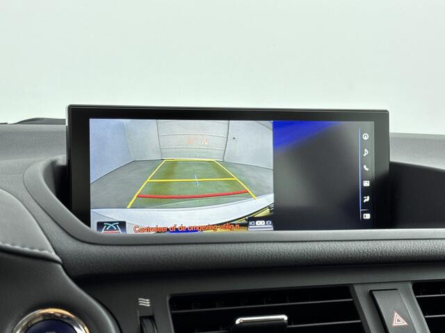 Lexus CT 200h Business Line Pro | Trekhaak | Lederen bekleding | Stoelverwarming | Cruise Control Adaptief |