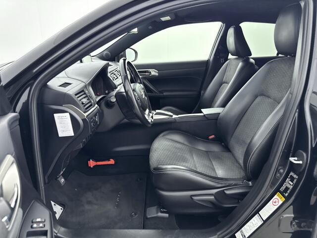 Lexus CT 200h F Sport Line | Parkeersensoren | Stoelverwarming | Navigatie |