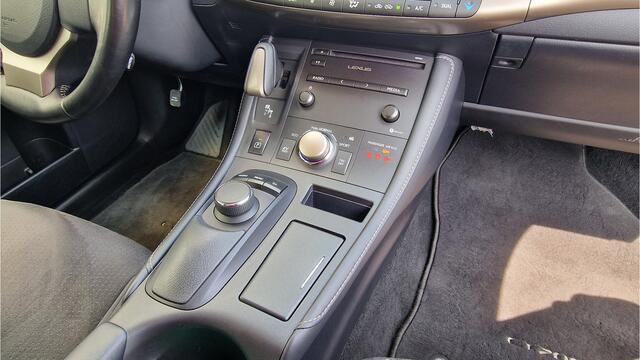 Lexus CT 200h Business Line