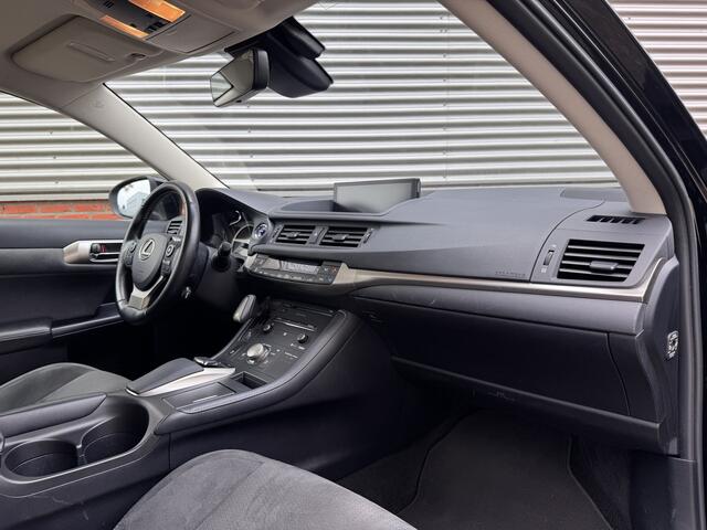 Lexus CT 200h Business Launch Edition | Keyless entry | Camera | Navigatiesysteem full map |