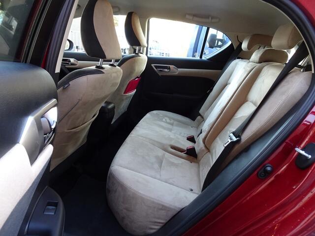 Lexus CT 200h Two-Tone *Adaptive Cruise/Groot Navi/LED/Stoelverw/PDC V+A*