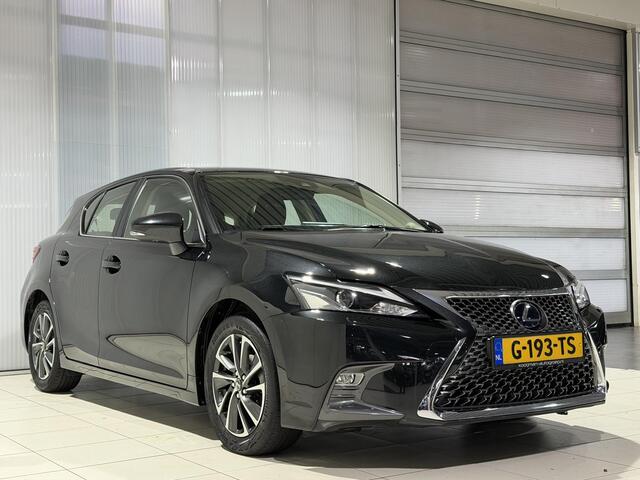 Lexus CT 200h Sport Edition | Alcantara bekleding | Parkeersensoren V+A | Camera | Navigatie | Cruisecontrol