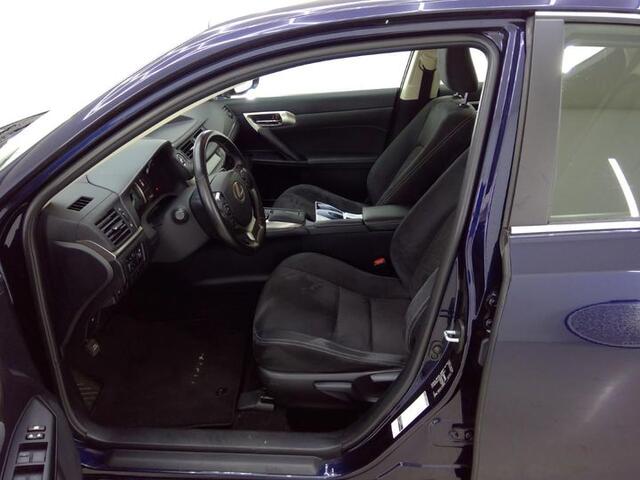 Lexus CT 200h | 100 PK | Ultimate Edition | 79.000 km! | *Wordt verwacht*