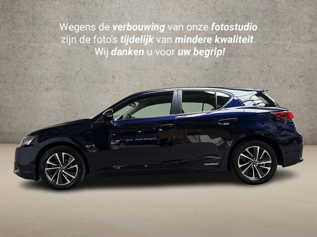 Lexus CT 200h Sport Automaat (GROOT NAVI, CAMERA, ALCANTARA, ADAPTIVE CRUISE, SPORTSTOELEN, LANE ASSIST, ELEK PAKKET, NIEUWSTAAT)