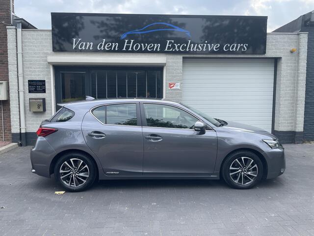 Lexus CT 200h Luxury Line Mark Levinson/Leder/Garantie.