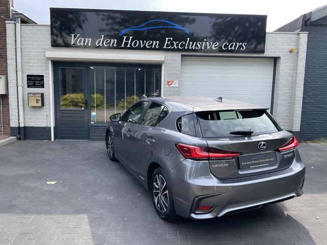 Lexus CT 200h Luxury Line Mark Levinson/Leder/Garantie.
