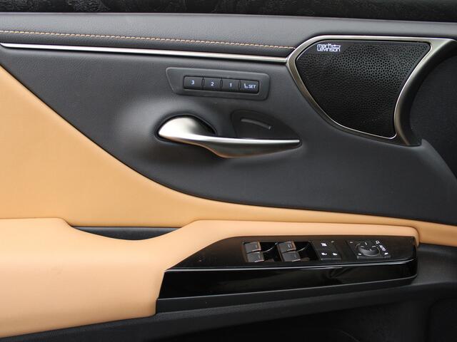 Lexus Es 300h President Line