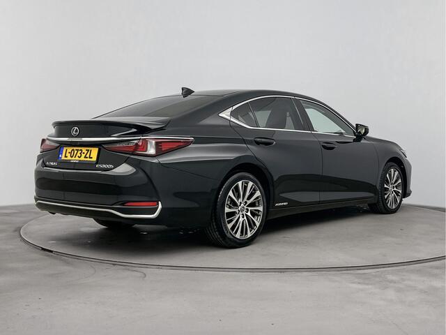 Lexus Es 300h Preference Line | Schuif /- Kanteldak | Stoel- en Stuurverwarming |