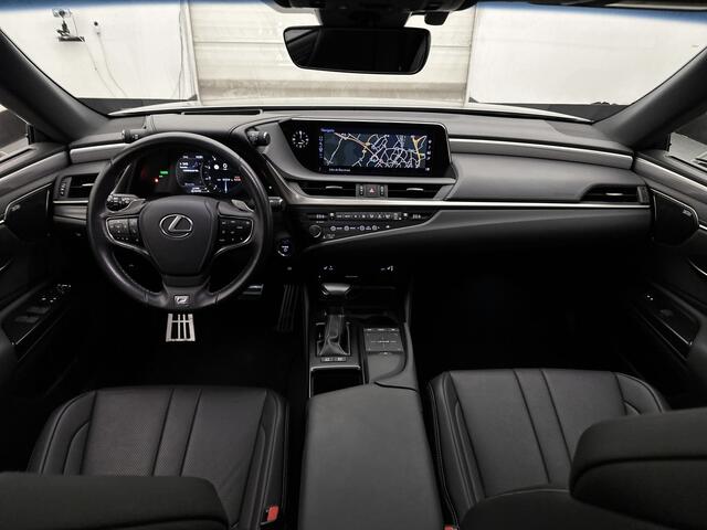 Lexus Es 300h F Sport Premium Limited | Adaptief Dempingsysteem | Head-up Display | Elektrische Achterklep |