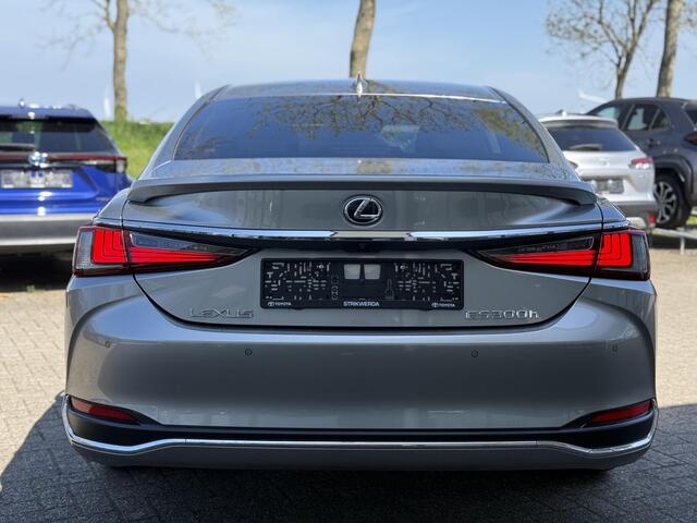 Lexus Es 300h Business Line limited Keyless | Stoel-stuurverwarming | Camera