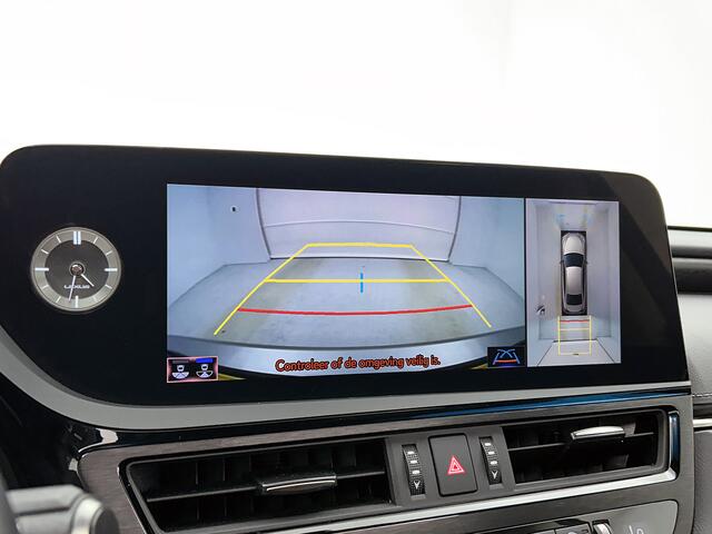 Lexus Es 300h President Line | Mark Levinson | Stoelverwarming en -ventilatie | Head-up Display | 360 graden camera |