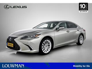 lexus-es-300h-president-line--mark