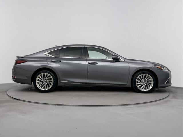 Lexus Es 300h Business Line | Stoelverwarming | Navigatie | Sunroof |