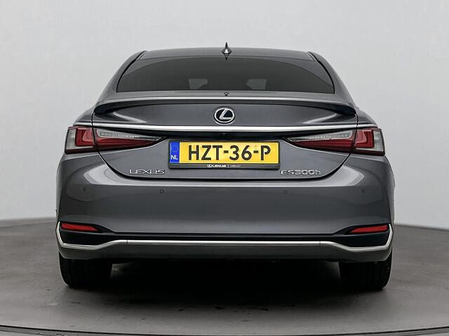 Lexus Es 300h Business Line | Stoelverwarming | Navigatie | Sunroof |
