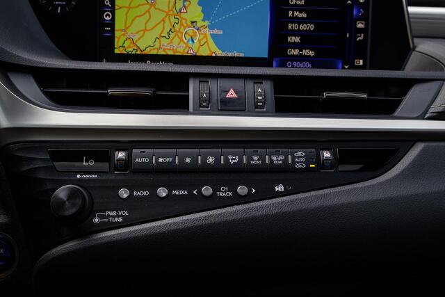 Lexus Es 300h F-Sport Business Line