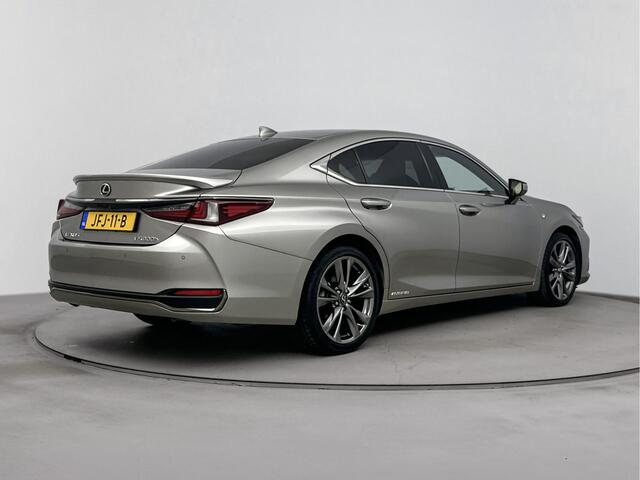 Lexus Es 300h F Sport Line Limited | Mark Levinson | Stoelgeheugen | Navigatie |